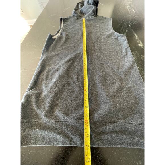 Nike  Dri-Fit Women's Obsessed gray pullover hoodie 1/2 zip sleeveless SM - Picture 6 of 10